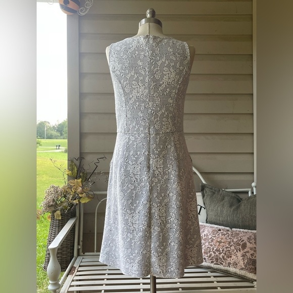 LOFT Women’s Gray & White Lace Midi Dress Wedding Work Professional | Size 8 - Picture 5 of 8